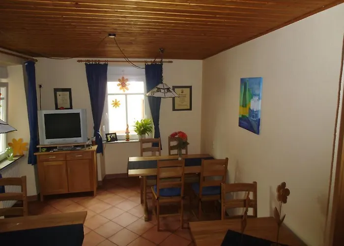 게스트하우스 Weingut-gaestehaus Karl Otto Nalbach 3*